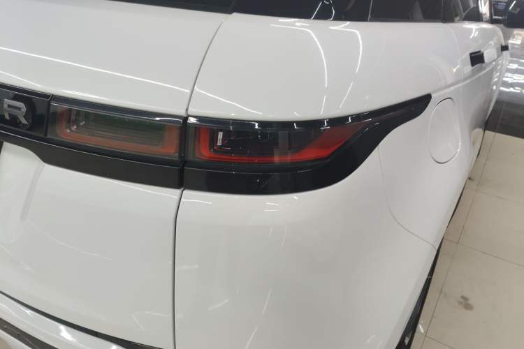 Used Land Rover Range Evoque 2020 249 PS R-DYNAMIC S Sport Edition Exterior 3