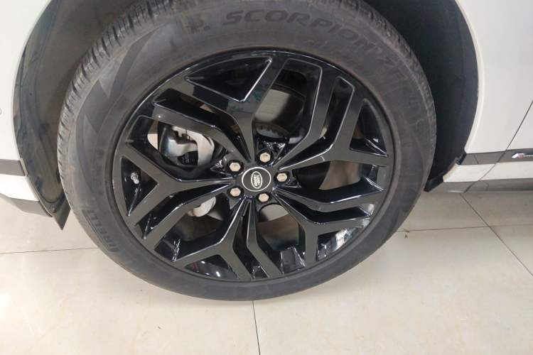 Used Land Rover Range Evoque 2020 249 PS R-DYNAMIC S Blackened Sport Technology Edition Exterior 3