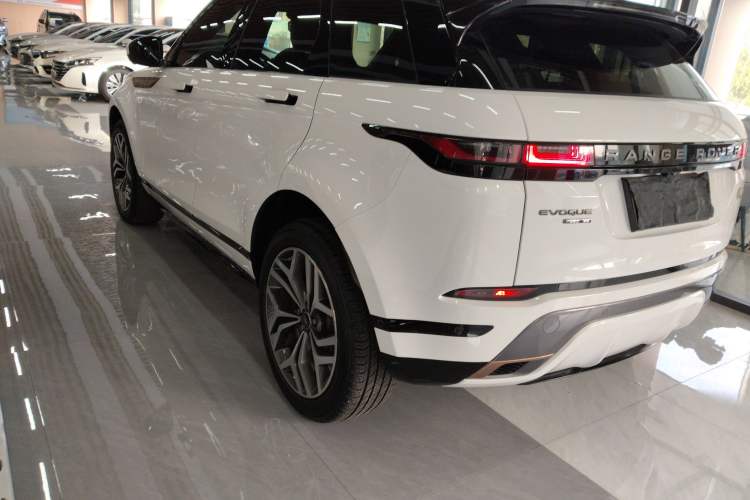 Used Land Rover Range Evoque 2020 249 PS R-DYNAMIC S Sport Edition Exterior 3