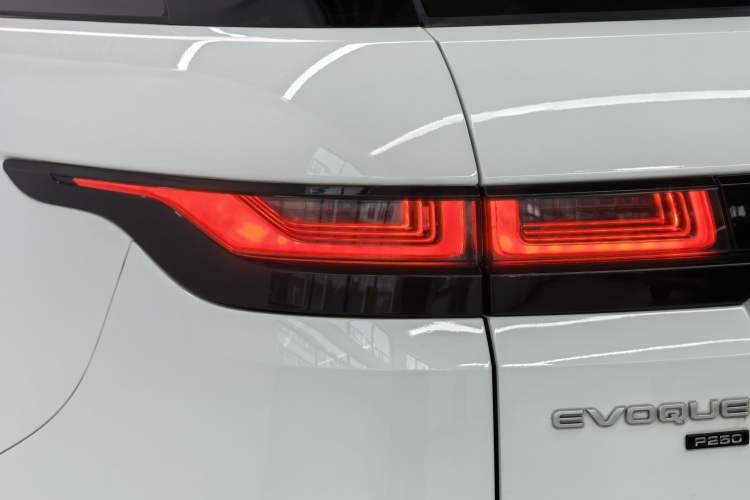 Used Land Rover Range Evoque 2020 249 PS Youth Edition Exterior 9