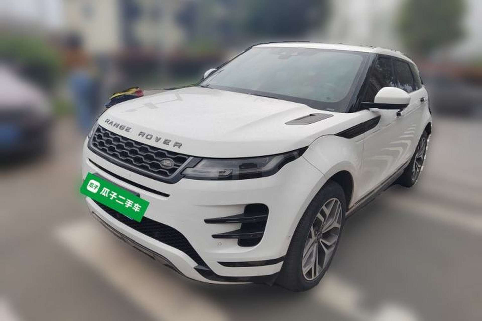 Used Land Rover Range Evoque 2020 249 PS R-DYNAMIC SE Sport Technology Edition Front Left 45 Deg
