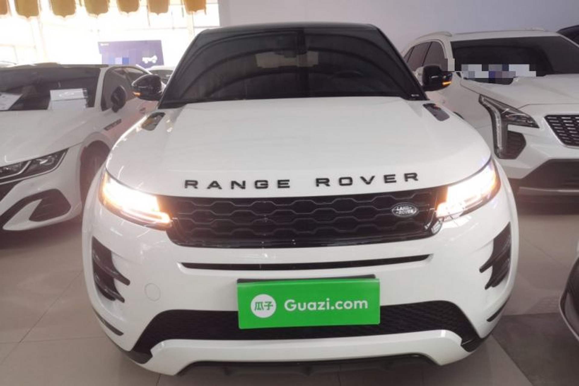 Used Land Rover Range Evoque 2020 249 PS R-DYNAMIC S Black Edition Sport Version Front