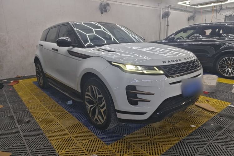 Used Land Rover Range Evoque 2020 249 PS R-DYNAMIC S Sport Edition Front Right 45 Deg