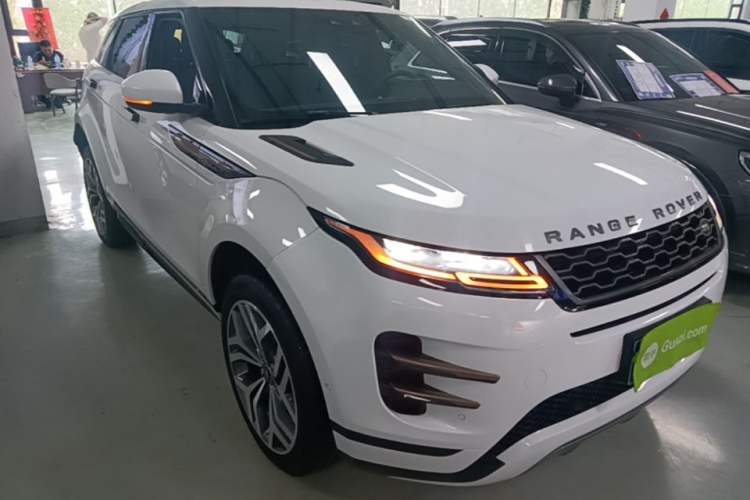Used Land Rover Range Evoque 2020 249 PS R-DYNAMIC S Sport Edition Front Right 45 Deg