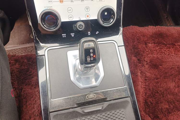 Used Land Rover Range Evoque 2020 249 PS R-DYNAMIC S First-Edition Sport Custom Edition Gear Lever