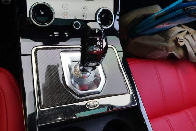 Used Land Rover Range Evoque 2020 249 PS R-DYNAMIC S First-Edition Sport Custom Edition Gear Lever