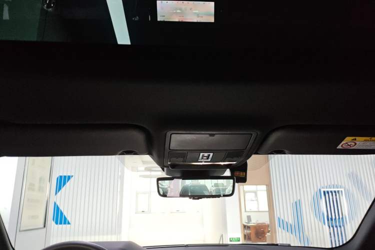 Used Land Rover Range Evoque 2020 249 PS R-DYNAMIC S Blackened Sport Technology Edition Headliner