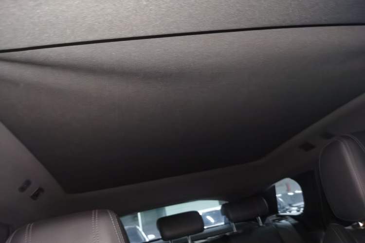 Used Land Rover Range Evoque 2020 249 PS R-DYNAMIC S Sport Edition Headliner