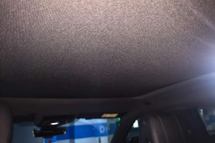 Used Land Rover Range Evoque 2020 249 PS R-DYNAMIC SE Sport Technology Edition Headliner