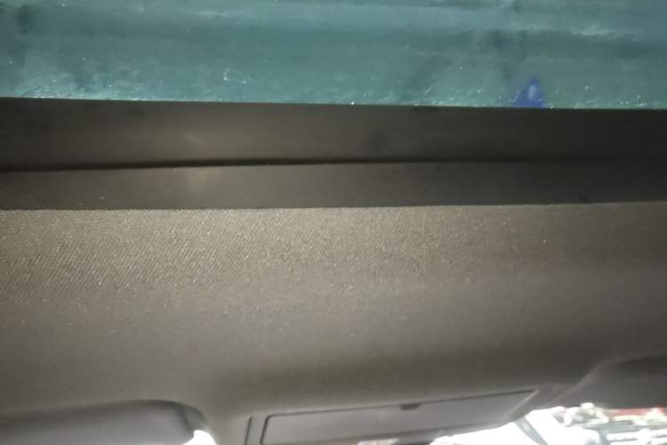 Used Land Rover Range Evoque 2020 249 PS R-DYNAMIC S Sport Edition Headliner