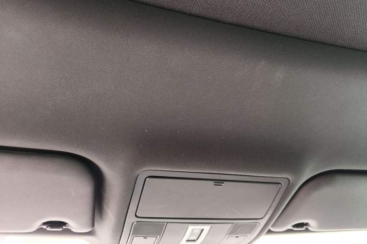 Used Land Rover Range Evoque 2020 249 PS R-DYNAMIC S Sport Edition Headliner