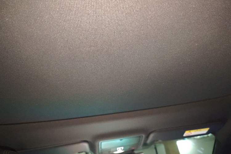 Used Land Rover Range Evoque 2020 249 PS R-DYNAMIC S Sport Edition Headliner