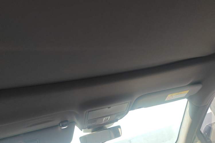 Used Land Rover Range Evoque 2020 249 PS R-DYNAMIC SE Sport Technology Edition Headliner