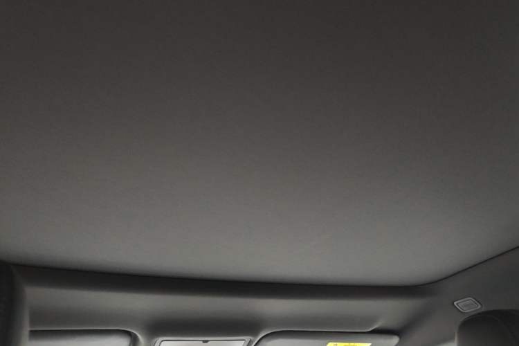 Used Land Rover Range Evoque 2020 249 PS R-DYNAMIC SE Sport Technology Edition Headliner