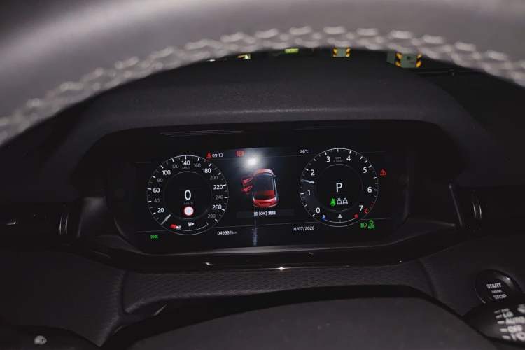 Used Land Rover Range Evoque 2020 249 PS R-DYNAMIC S Black Edition Sport Version Instrument Cluster
