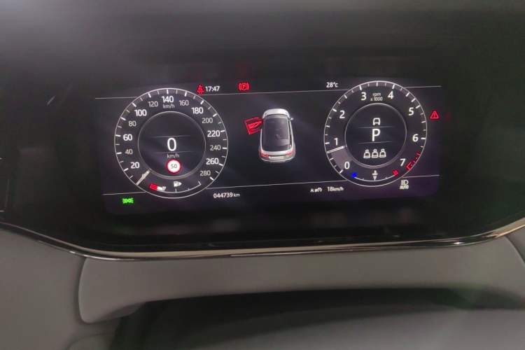 Used Land Rover Range Evoque 2020 249 PS R-DYNAMIC SE Sport Technology Edition Instrument Cluster