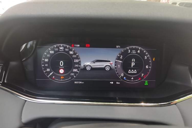Used Land Rover Range Evoque 2020 249 PS R-DYNAMIC SE Sport Technology Edition Instrument Cluster