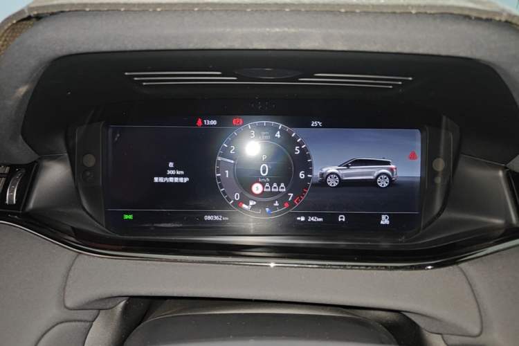 Used Land Rover Range Evoque 2020 249 PS R-DYNAMIC SE Sport Technology Edition Instrument Cluster