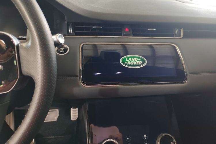 Used Land Rover Range Evoque 2020 249 PS R-DYNAMIC SE Sport Technology Edition Interior 2