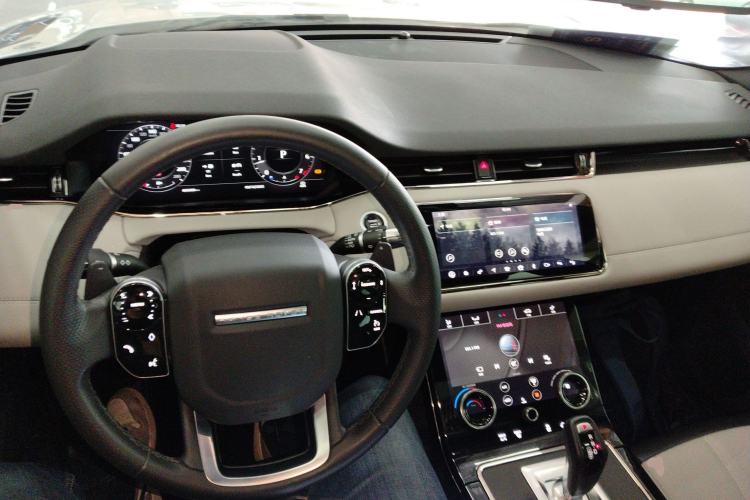Used Land Rover Range Evoque 2020 249 PS R-DYNAMIC S Sport Edition Interior 2