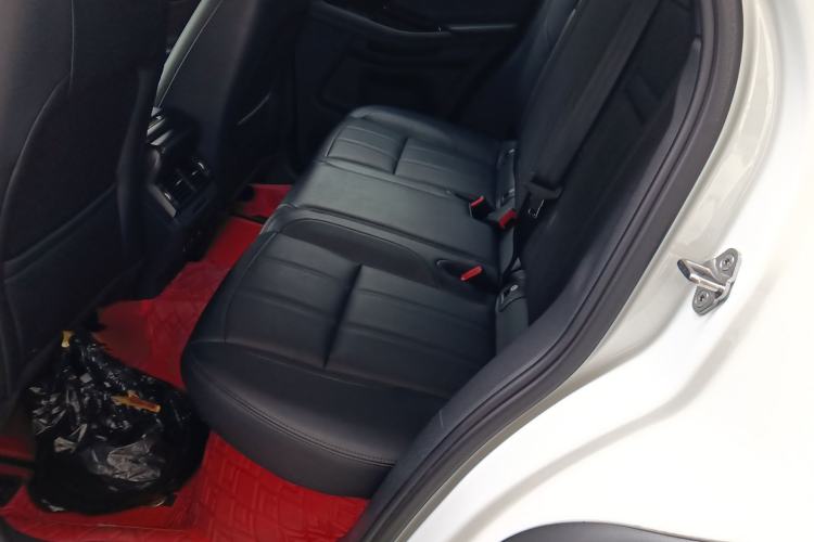 Used Land Rover Range Evoque 2020 249 PS R-DYNAMIC S Sport Edition Interior 4