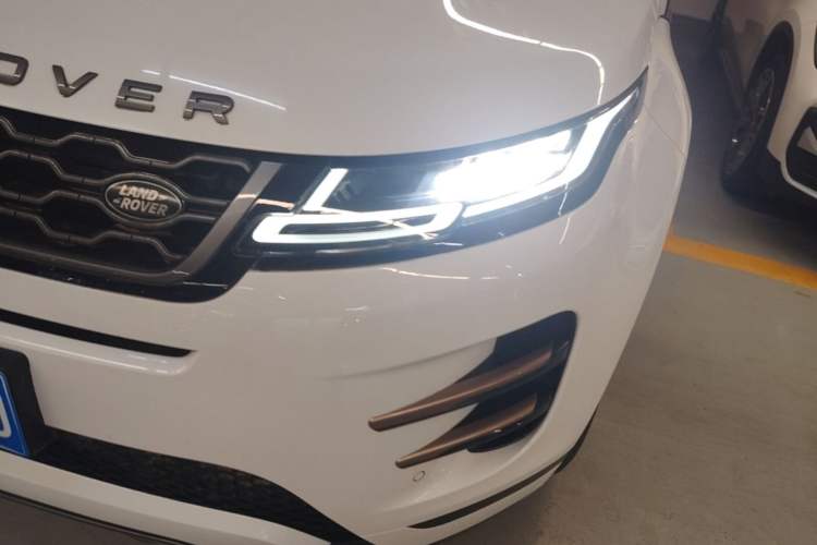 Used Land Rover Range Evoque 2020 249 PS R-DYNAMIC S Sport Edition Left Front Headlight