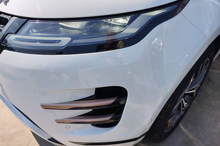 Used Land Rover Range Evoque 2020 249 PS R-DYNAMIC S Sport Edition Left Front Headlight
