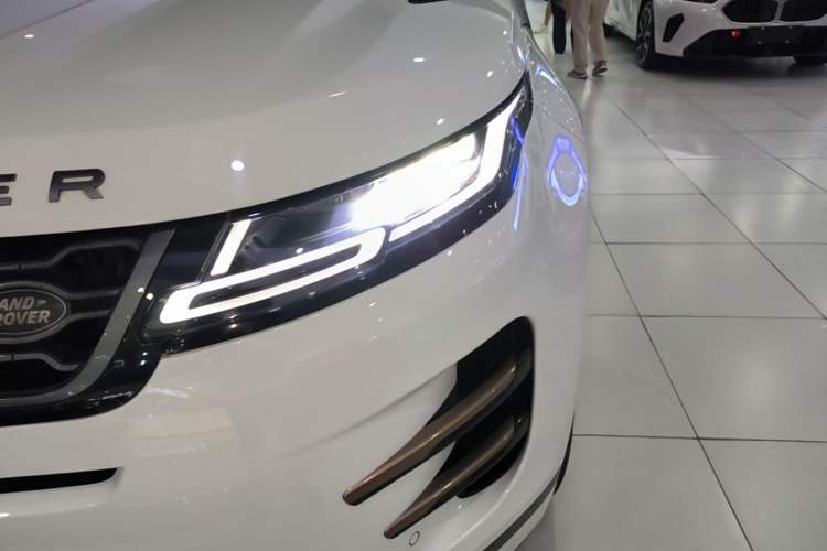 Used Land Rover Range Evoque 2020 249 PS R-DYNAMIC S Sport Edition Left Front Headlight