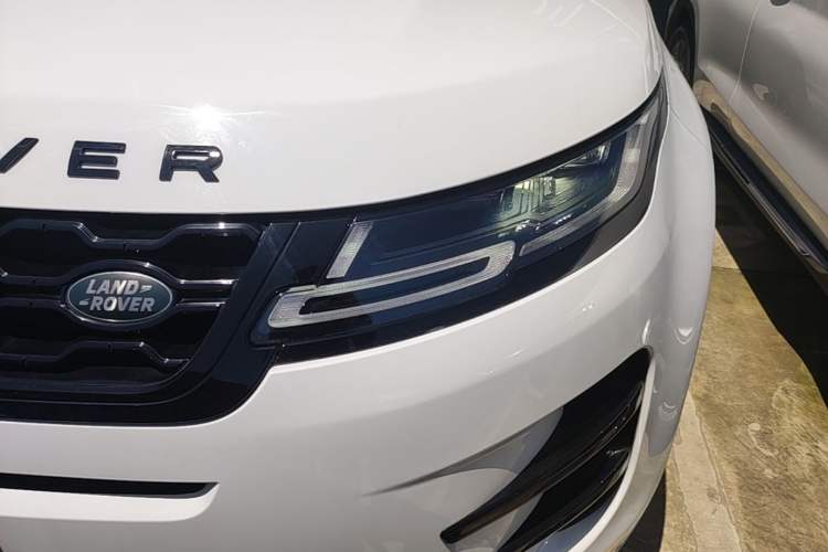 Used Land Rover Range Evoque 2020 249 PS R-DYNAMIC S Sport Edition Left Front Headlight