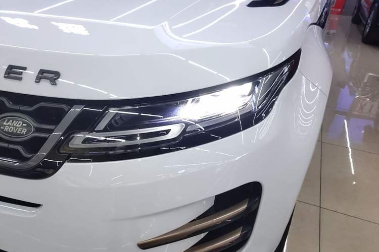 Used Land Rover Range Evoque 2020 249 PS R-DYNAMIC S Sport Edition Left Front Headlight