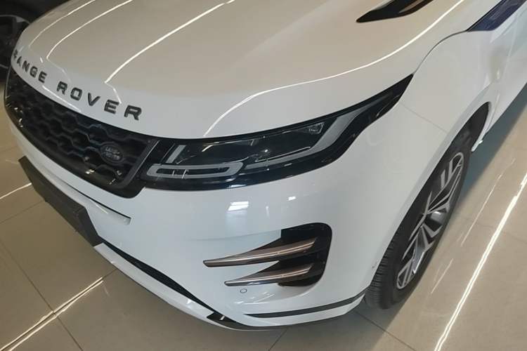 Used Land Rover Range Evoque 2020 249 PS R-DYNAMIC S Sport Edition Left Front Headlight