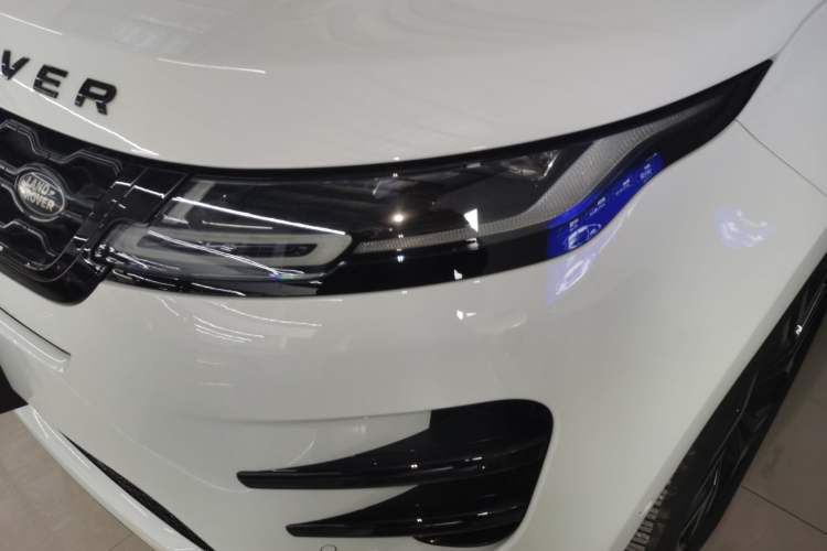 Used Land Rover Range Evoque 2020 249 PS R-DYNAMIC S Black Edition Sport Version Left Front Headlight