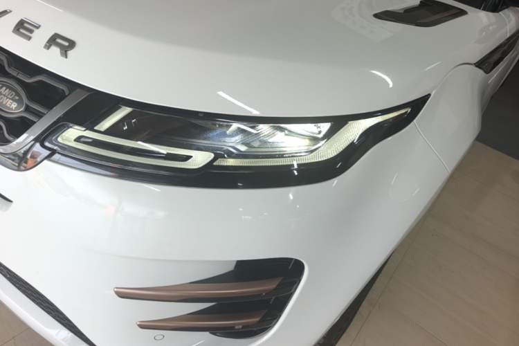 Used Land Rover Range Evoque 2020 249 PS R-DYNAMIC S Sport Edition Left Front Headlight
