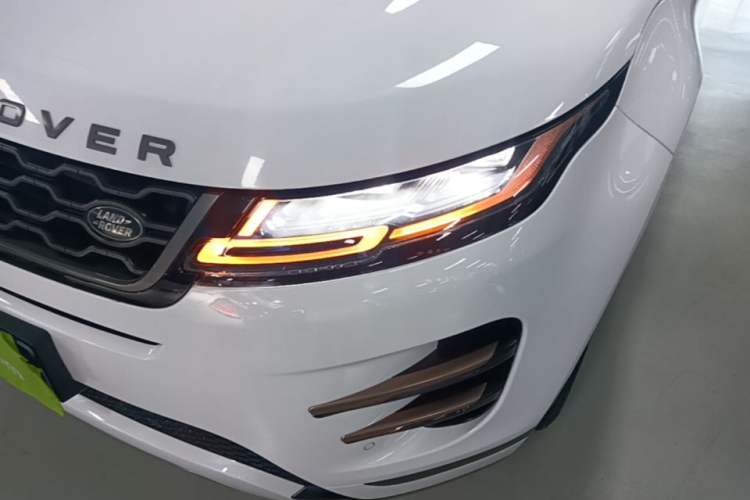 Used Land Rover Range Evoque 2020 249 PS R-DYNAMIC S Sport Edition Left Front Headlight