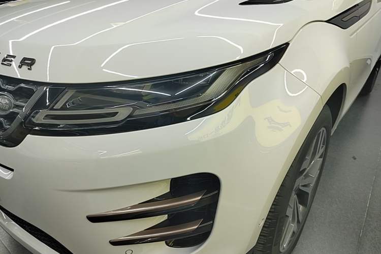 Used Land Rover Range Evoque 2020 249 PS R-DYNAMIC S Sport Edition Left Front Headlight