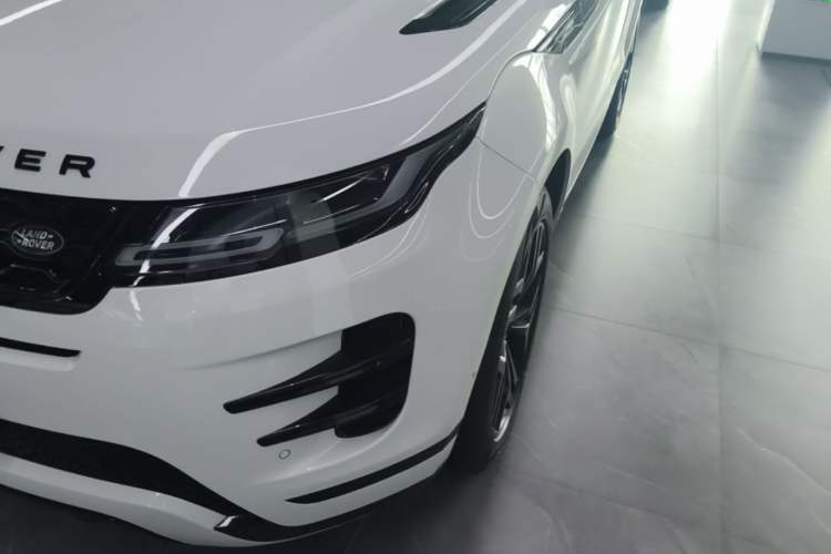 Used Land Rover Range Evoque 2020 249 PS R-DYNAMIC S Blackened Sport Technology Edition Left Front Headlight