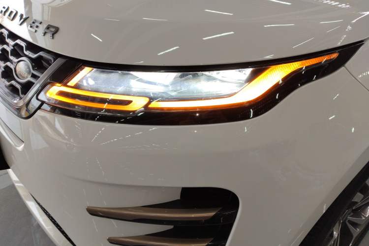 Used Land Rover Range Evoque 2020 249 PS R-DYNAMIC S Sport Edition Left Front Headlight
