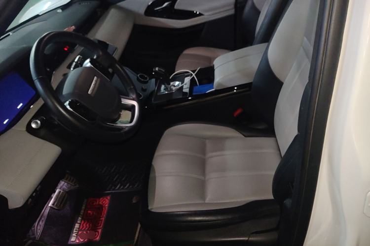 Used Land Rover Range Evoque 2020 249 PS R-DYNAMIC SE Sport Technology Edition Left Front Seat