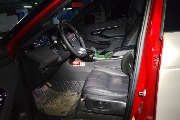 Used Land Rover Range Evoque 2020 249 PS R-DYNAMIC SE Sport Technology Edition Left Front Seat