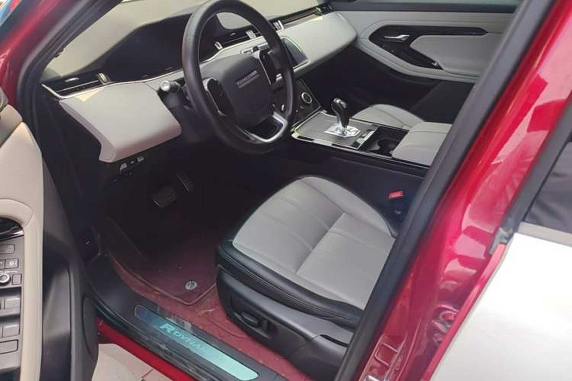 Used Land Rover Range Evoque 2020 249 PS R-DYNAMIC S Sport Edition Left Front Seat