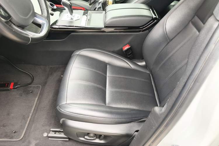 Used Land Rover Range Evoque 2020 249 PS R-DYNAMIC S Sport Edition Left Front Seat