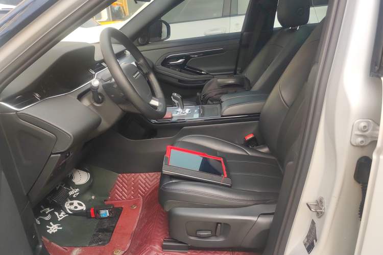 Used Land Rover Range Evoque 2020 249 PS Youth Edition Left Front Seat