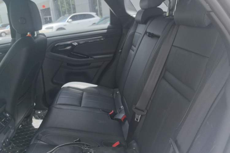 Used Land Rover Range Evoque 2020 249 PS R-DYNAMIC S Black Edition Sport Version Left Rear Seat