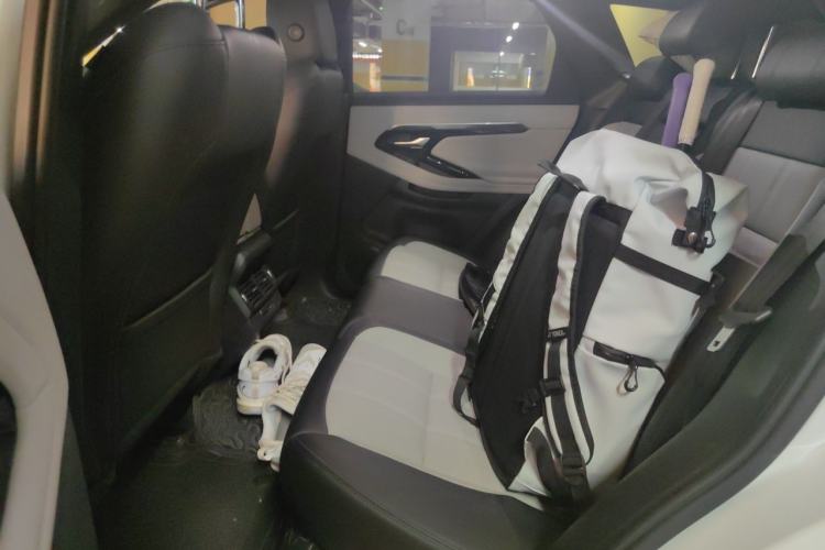 Used Land Rover Range Evoque 2020 249 PS R-DYNAMIC SE Sport Technology Edition Left Rear Seat