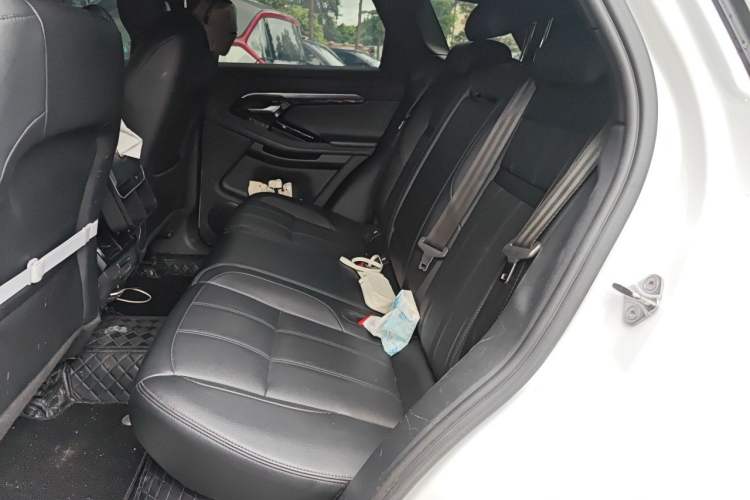 Used Land Rover Range Evoque 2020 249 PS R-DYNAMIC S First-Edition Sport Custom Edition Left Rear Seat