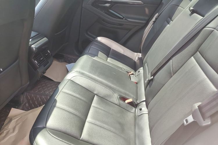 Used Land Rover Range Evoque 2020 249 PS R-DYNAMIC S Sport Edition Left Rear Seat