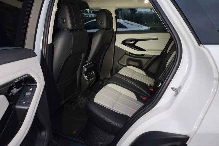 Used Land Rover Range Evoque 2020 249 PS R-DYNAMIC SE Sport Technology Edition Left Rear Seat