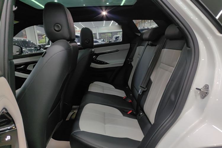 Used Land Rover Range Evoque 2020 249 PS R-DYNAMIC SE Sport Technology Edition Left Rear Seat
