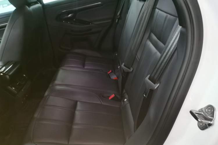 Used Land Rover Range Evoque 2020 249 PS R-DYNAMIC S Sport Edition Left Rear Seat