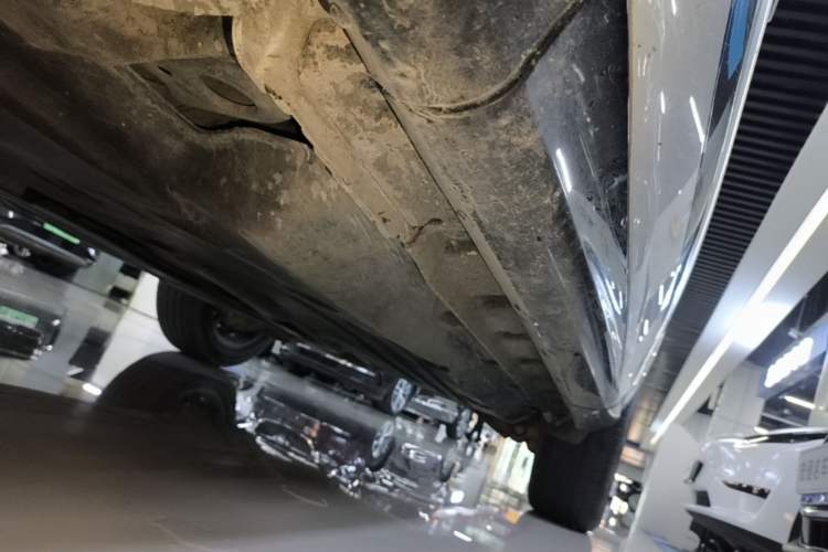 Used Land Rover Range Evoque 2020 249 PS R-DYNAMIC S Sport Edition Left Side Sill